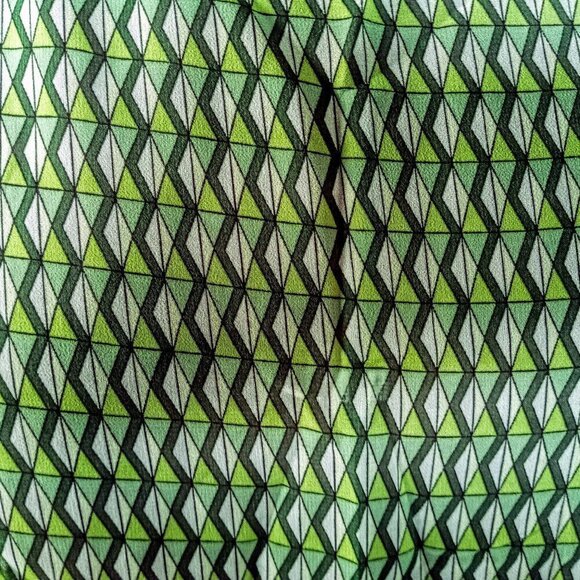 Joe Fresh Sheer Chevron Green Print Top - Picture 2 of 7